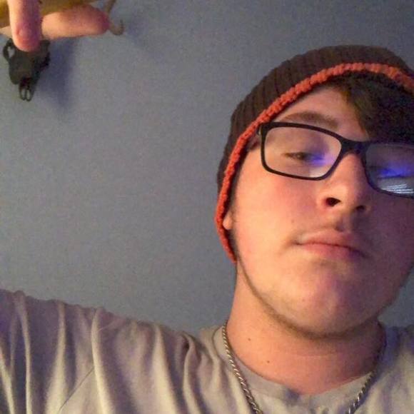 adamgayheart04